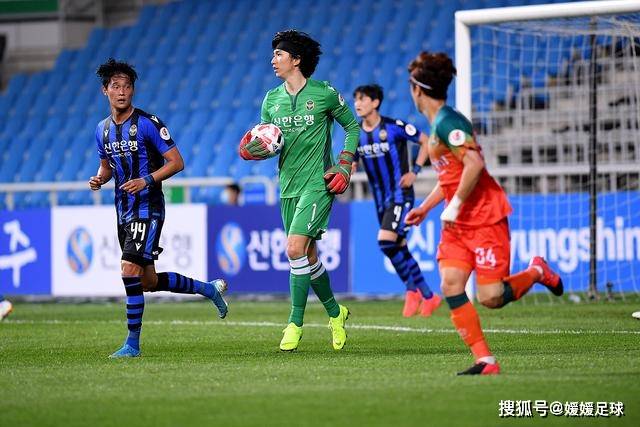 欧冠-马内穆勒进球 悍腰双响 拜仁4-2胜提前出线